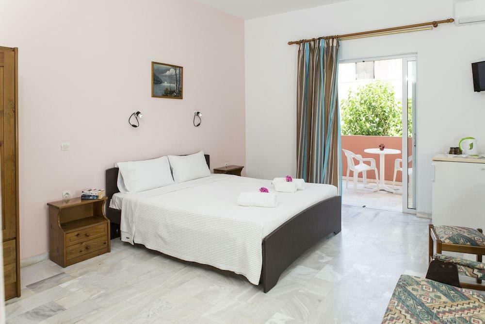 Revekka Rooms กิสเซมอส ภายนอก รูปภาพ